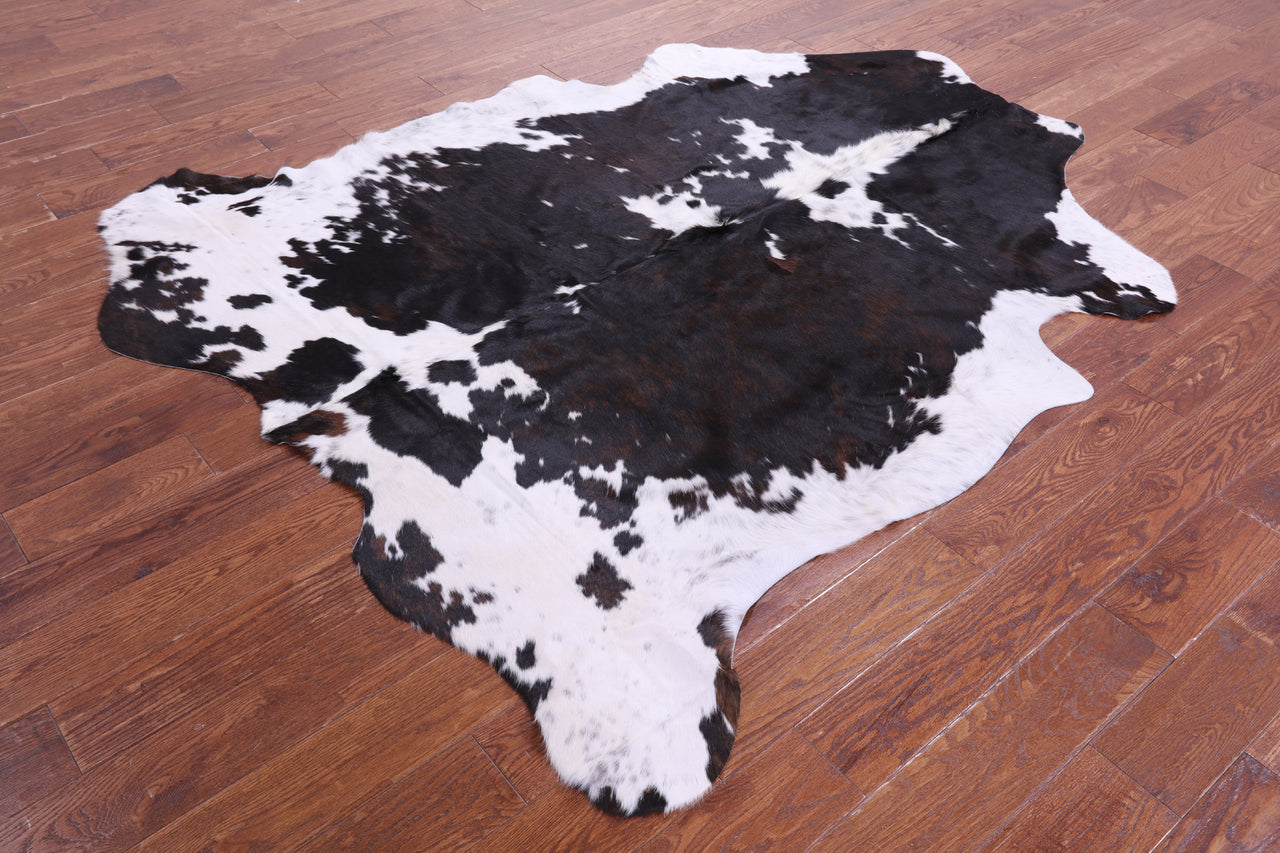 Tricolor Natural Cowhide Rug - XLarge 7'1"H x 5'11"W