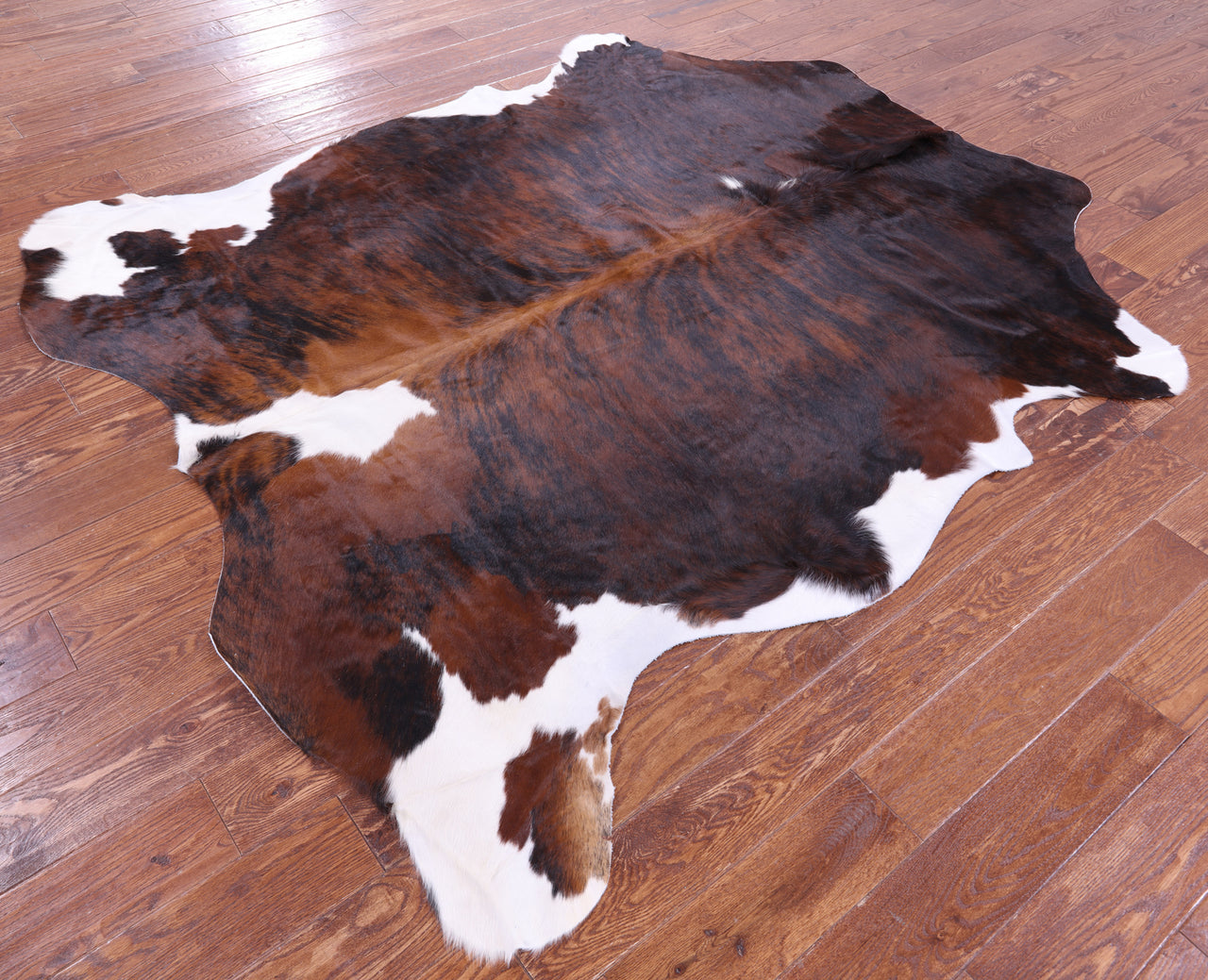 Tricolor Natural Cowhide Rug - XLarge 7'2"H x 6'2"W