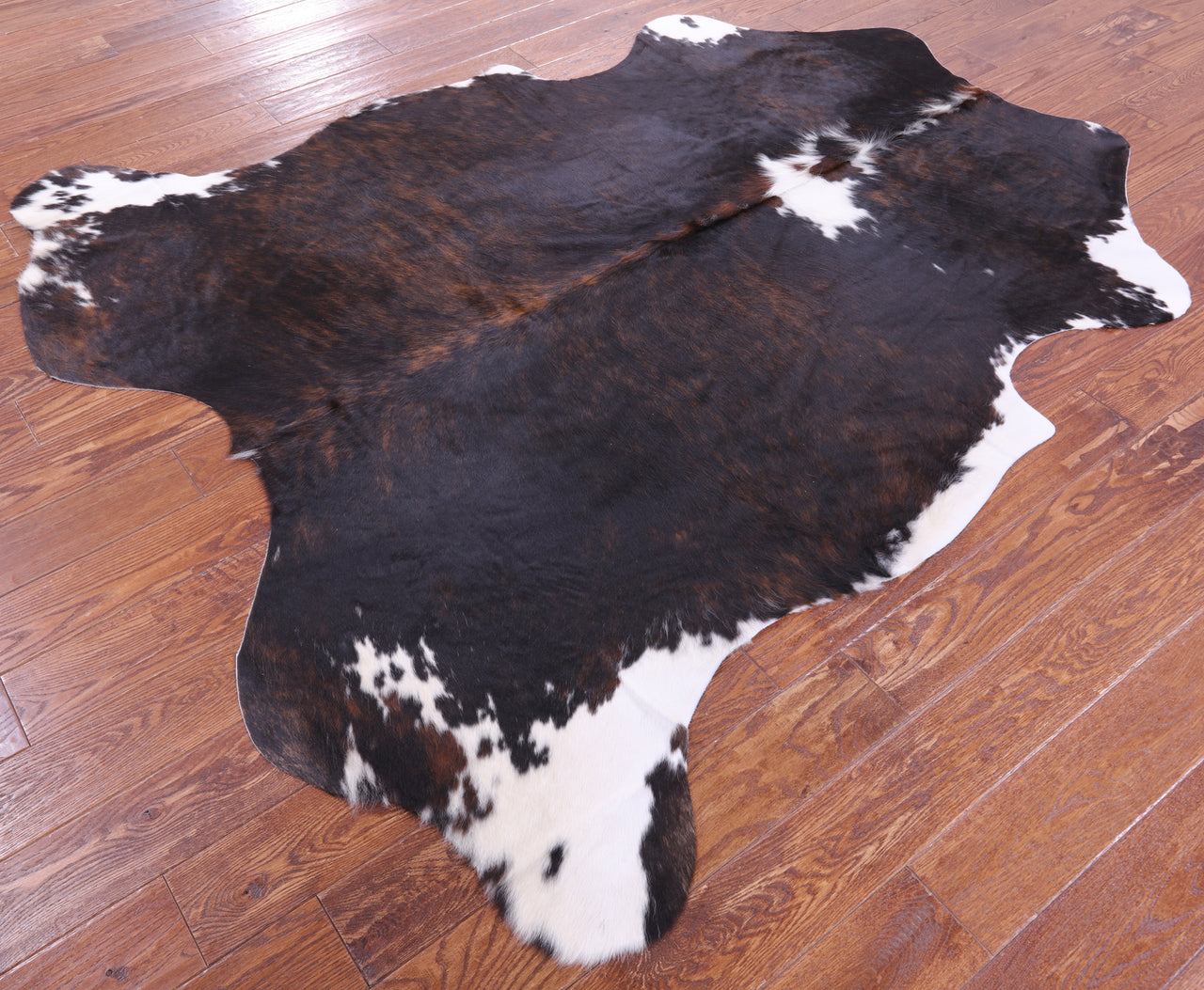 Brindle Natural Cowhide Rug - Large 6'9"H x 6'4"W