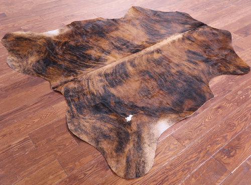 Brindle Natural Cowhide Rug - Medium 6'3