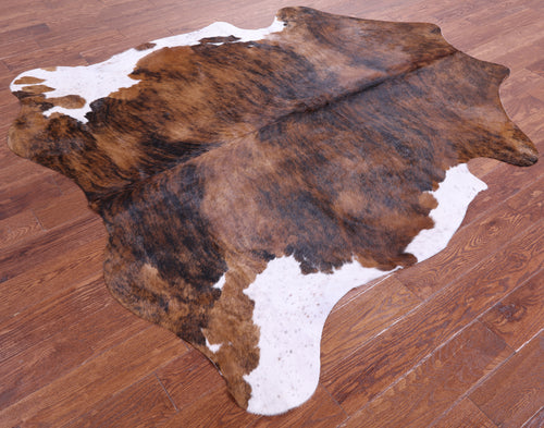 Brindle Natural Cowhide Rug - X-Large 7'0