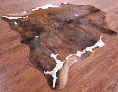 Brindle Natural Cowhide Rug - X-Large 7'0
