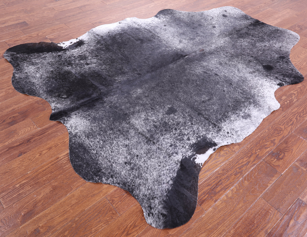 Black Salt & Pepper Natural Cowhide Rug - XX-Large 8'0"H x 6'7"W
