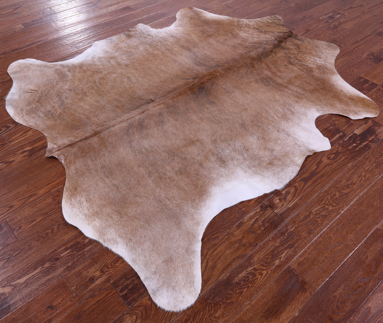 Champagne Natural Cowhide Rug - X-Large 7'0"H x 6'4"W