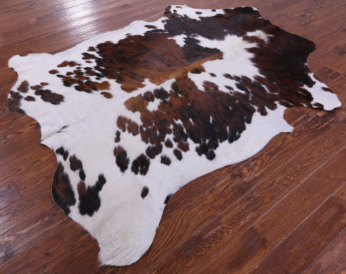 Tricolor Natural Cowhide Rug - X-Large 7'7