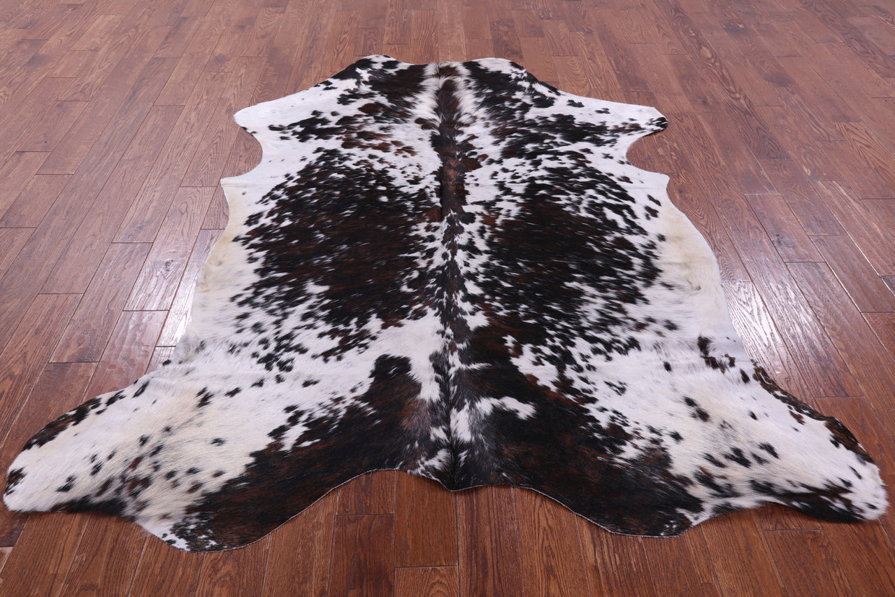 Salt & Pepper Natural Cowhide Rug - XLarge 7'5"H x 6'4"W