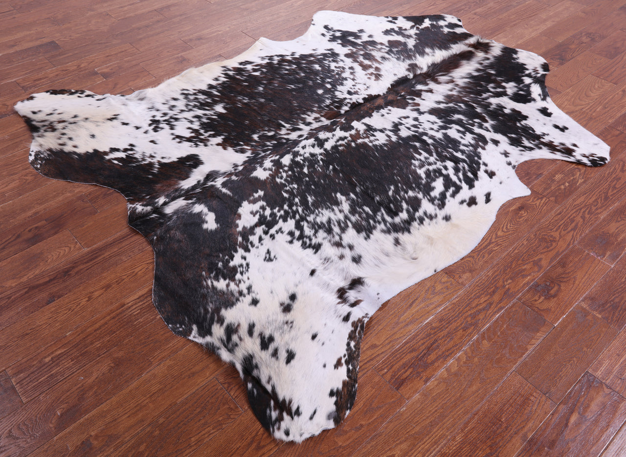 Salt & Pepper Natural Cowhide Rug - XLarge 7'5"H x 6'4"W