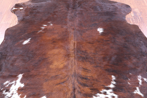 Brown Natural Cowhide Rug - Large 6'10