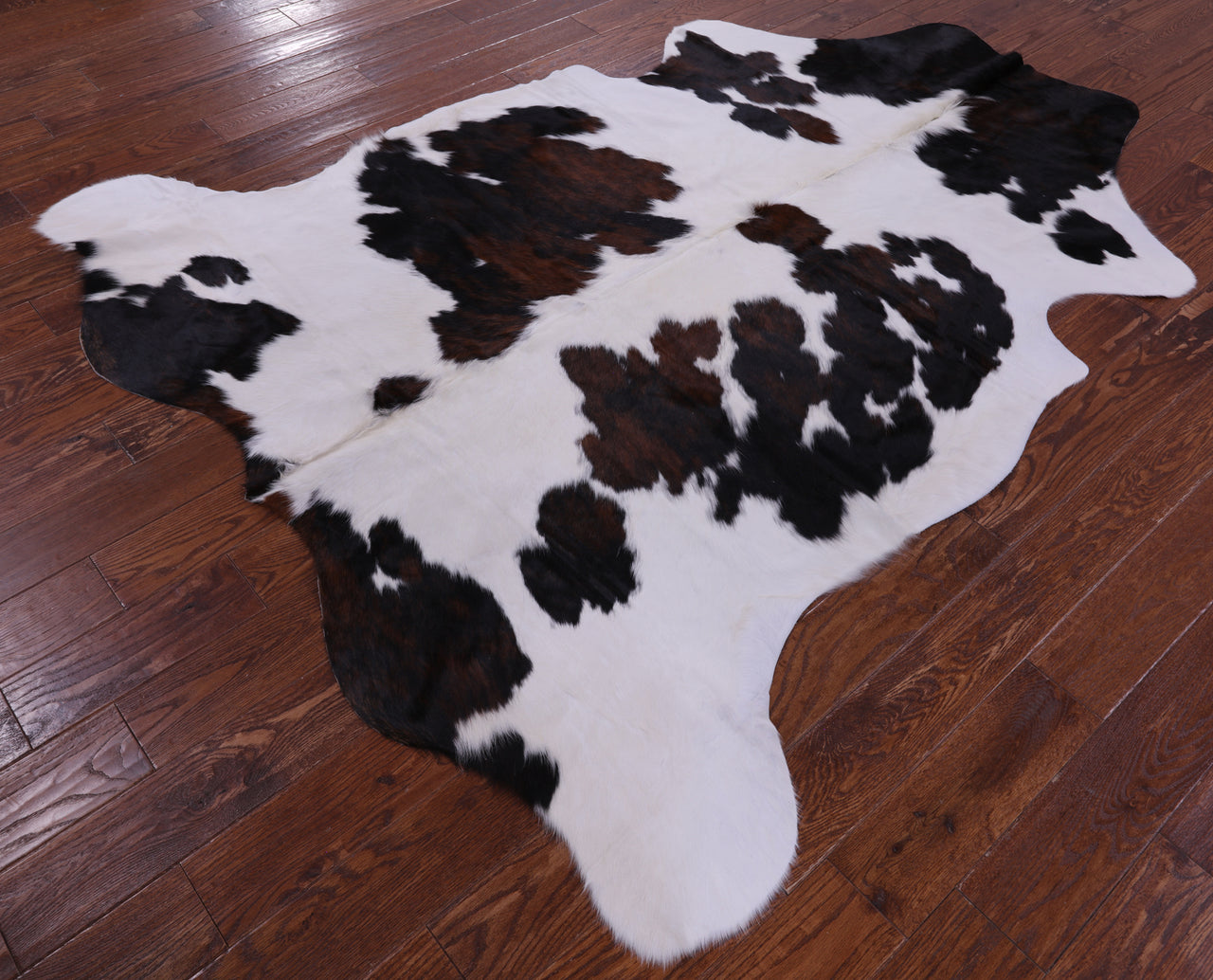 Tricolor Natural Cowhide Rug - XLarge 7'6"H x 6'4"W