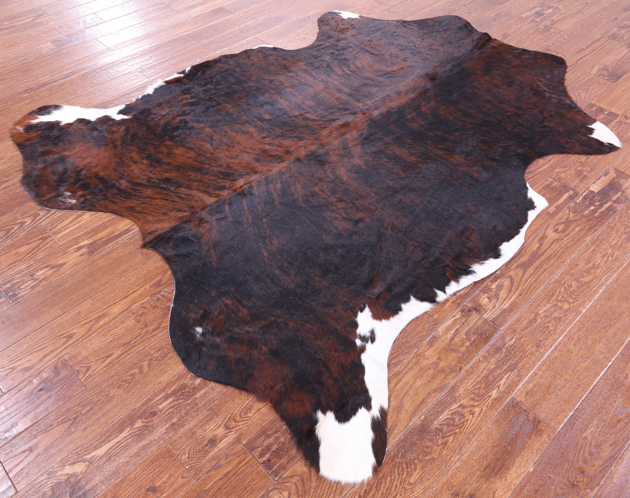 Brindle Natural Cowhide Rug - X-Large 7'0"H x 6'4"W