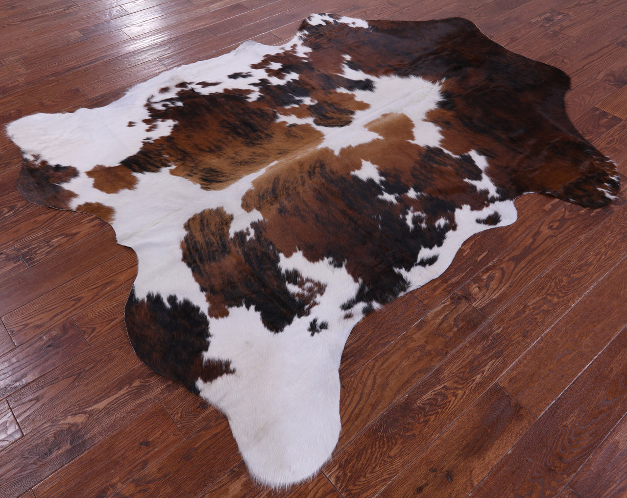 Tricolor Natural Cowhide Rug - X-Large 7'5"H x 6'0"W