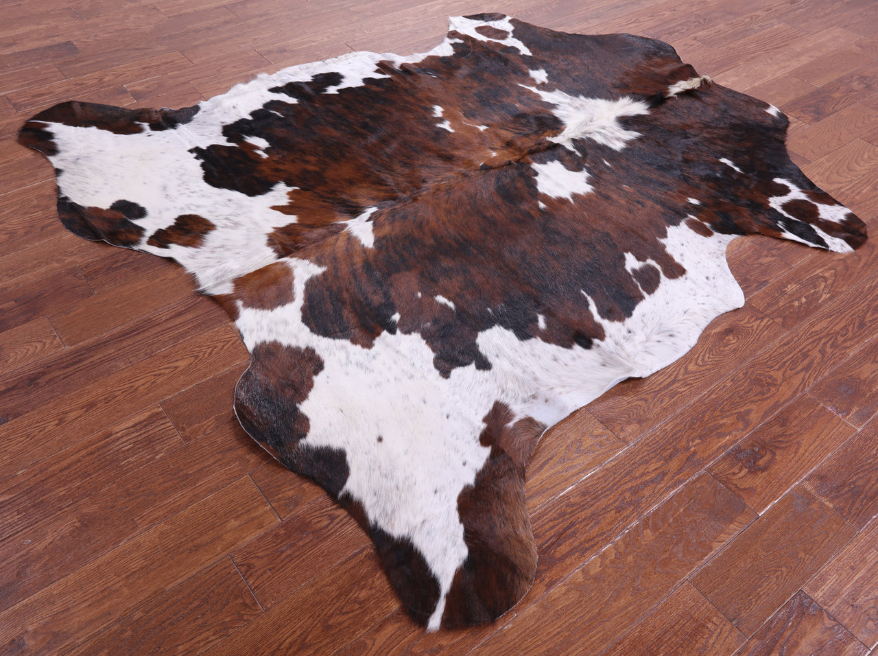 Tricolor Natural Cowhide Rug - X-Large 7'0"H x 6'8"W