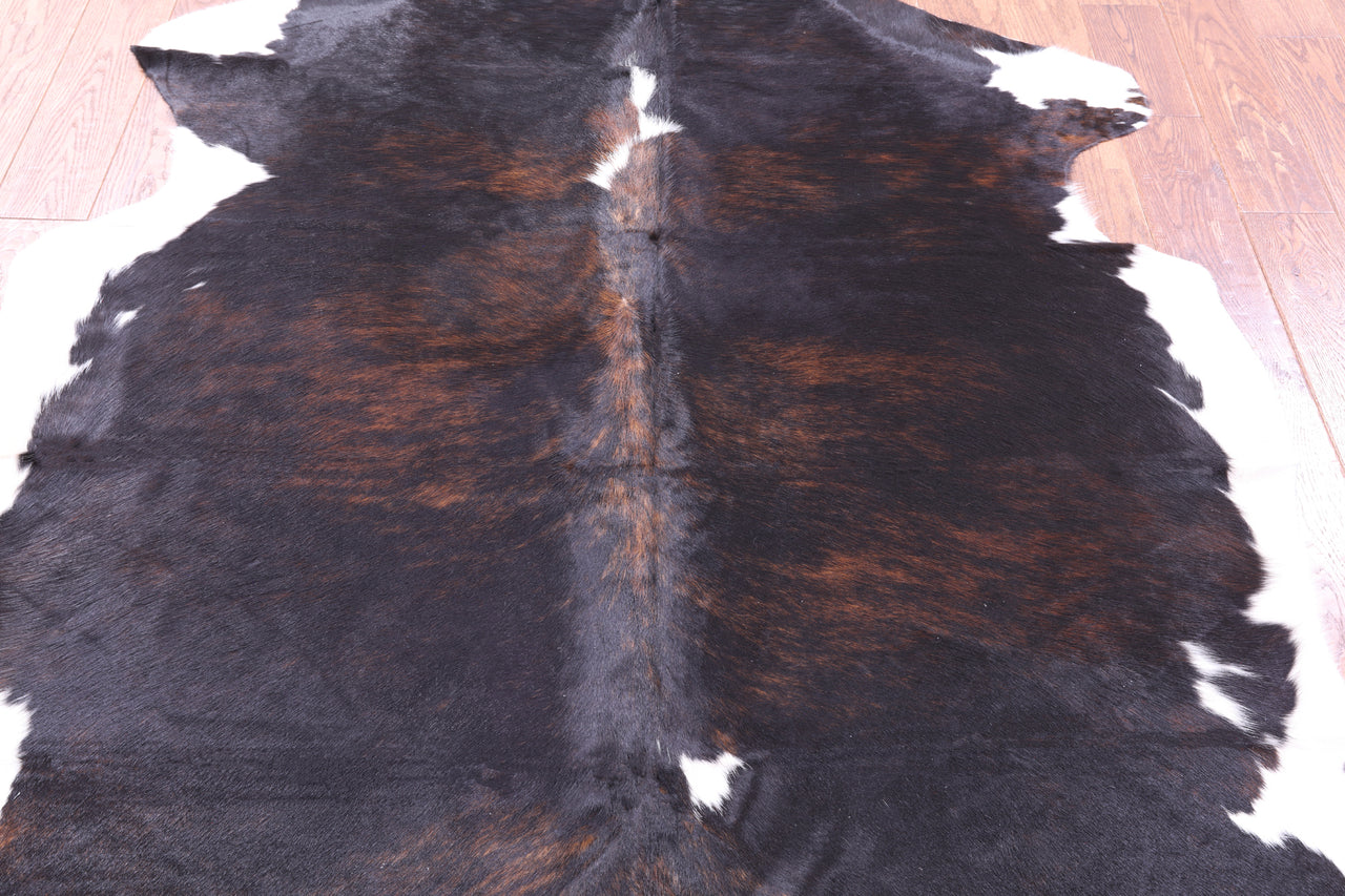 Tricolor Natural Cowhide Rug - Medium 6' 0"H x 5' 9"W