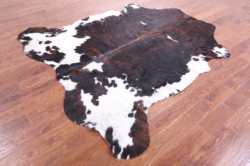 Tricolor Natural Cowhide Rug - X-Large 7' 6
