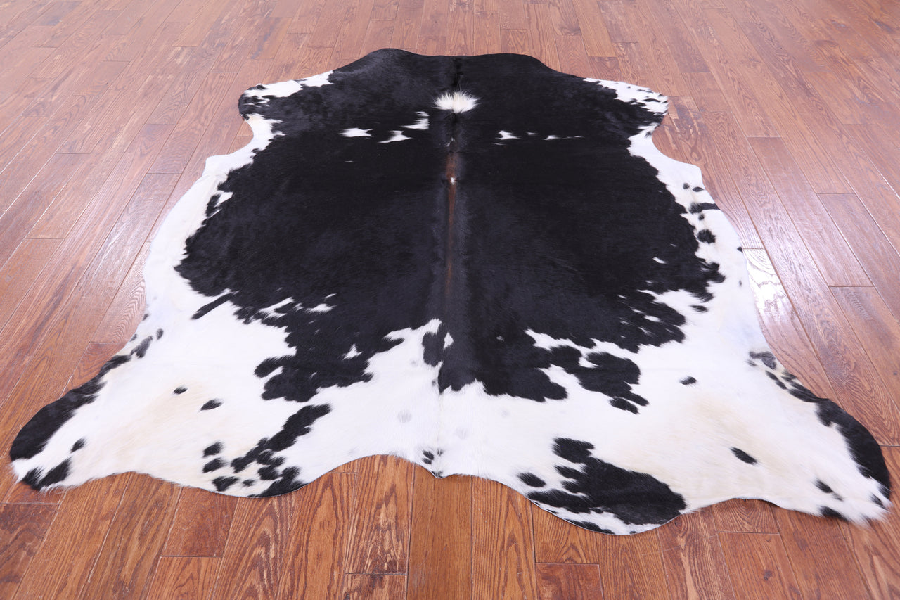 Black & White Natural Cowhide Rug - X-Large 7'0"H x 6'7"W