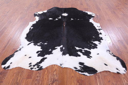 Black & White Natural Cowhide Rug - X-Large 7'0