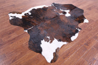 Thumbnail for Tricolor Natural Cowhide Rug - XLarge 7' 0