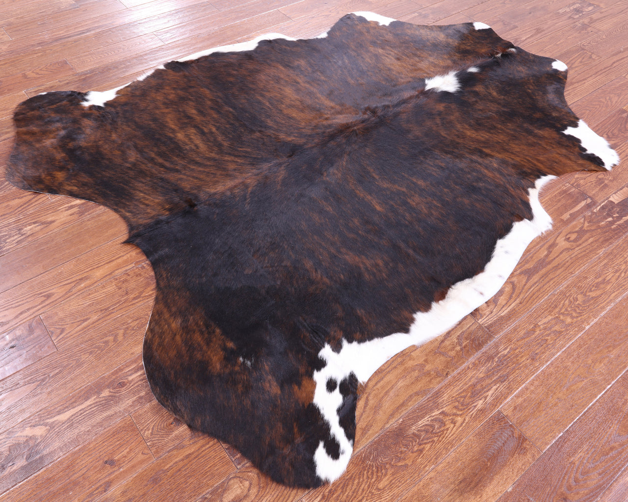 Brindle Natural Cowhide Rug - X-Large 7'0"H x 5'9"W