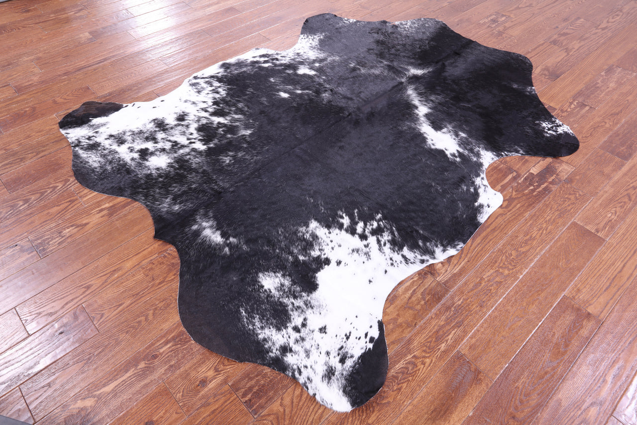 Salt & Pepper Black & White Natural Cowhide Rug - XLarge 7' 5"H x 6' 0"W