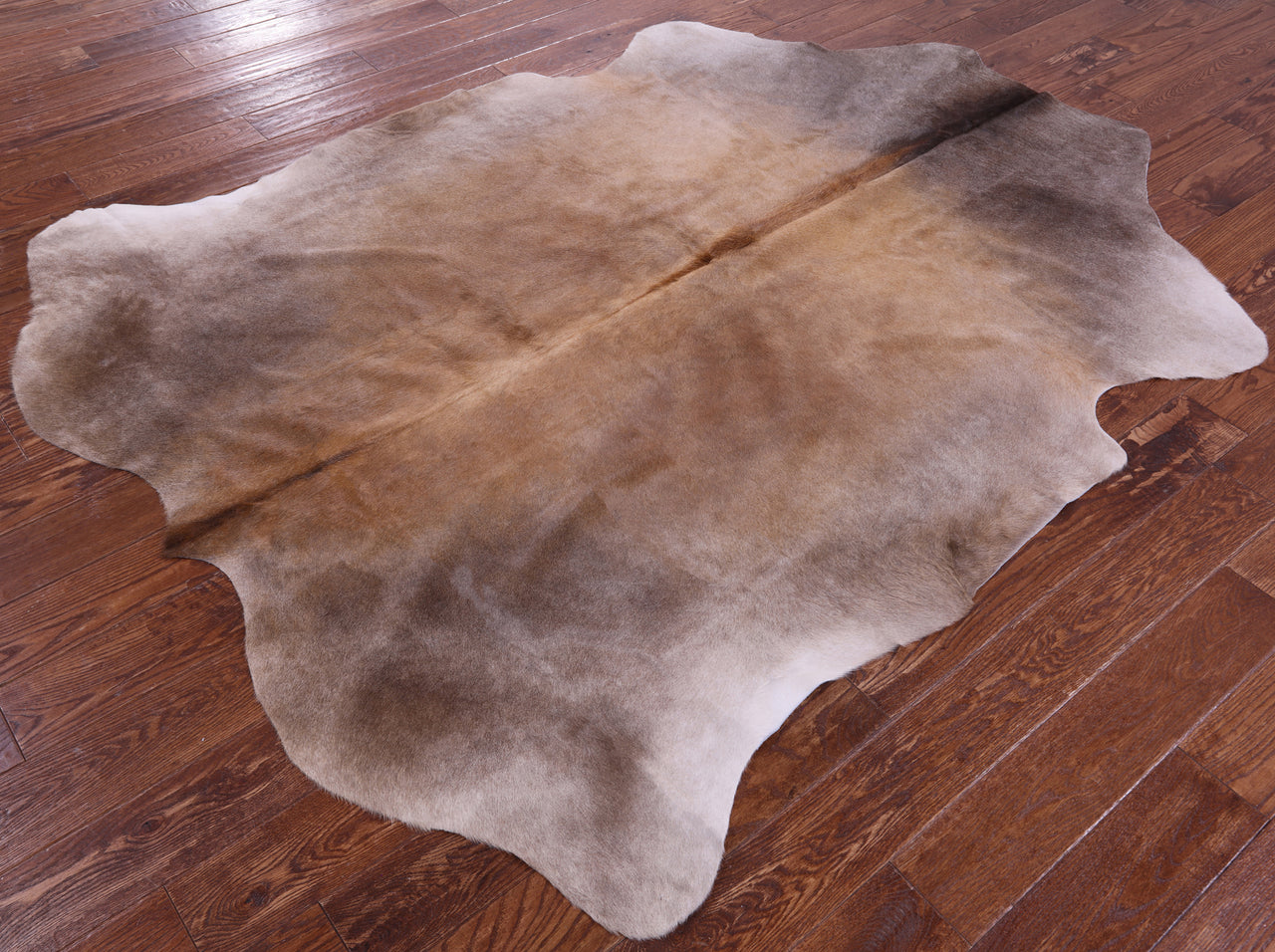 Brown Natural Cowhide Rug - X-Large 7'5"H x 5'11"W