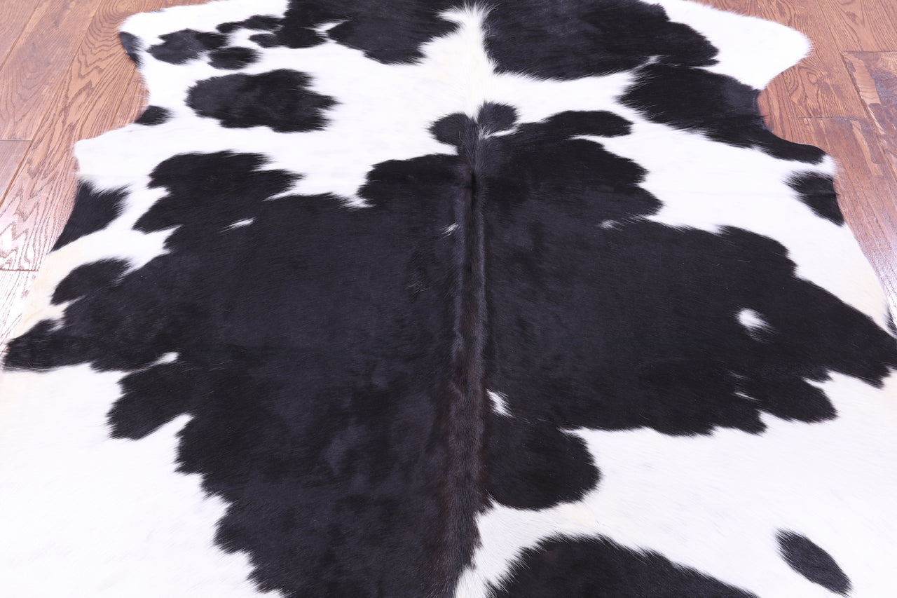 Black & White Natural Cowhide Rug - Medium 6'2"H x 5'7"W