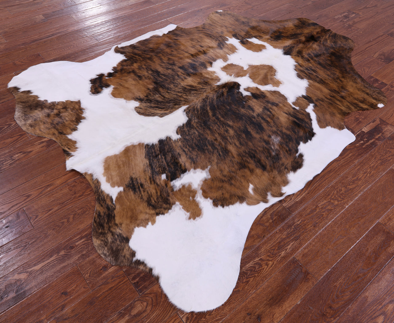 Brindle Brown & White Natural Cowhide Rug - X-Large 7'5"H x 6'1"W