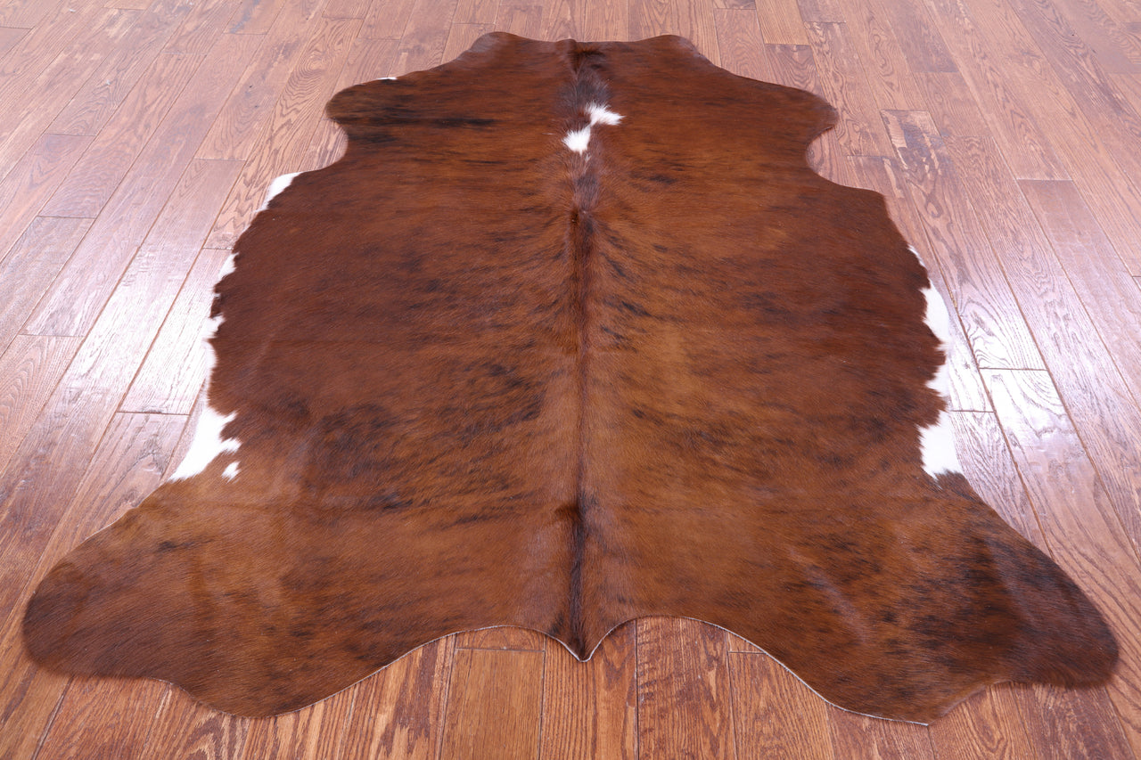 Brown Natural Cowhide Rug - Medium 6'3"H x 5'1"W