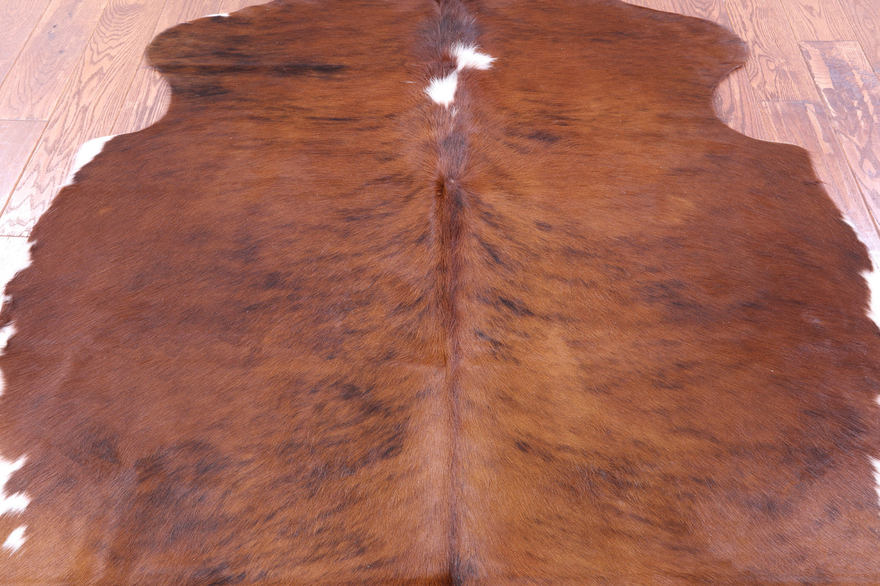 Brown Natural Cowhide Rug - Medium 6'3"H x 5'1"W