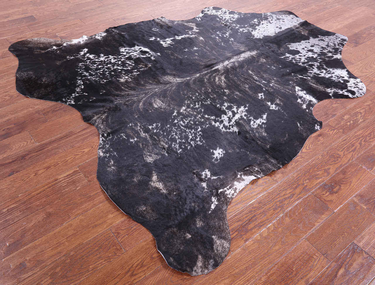 Brindle Salt & Pepper Natural Cowhide Rug - XLarge 7'4"H x 6'9"W