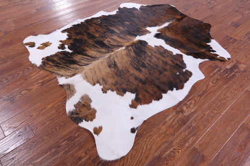 Brindle Natural Cowhide Rug - Large 6'6