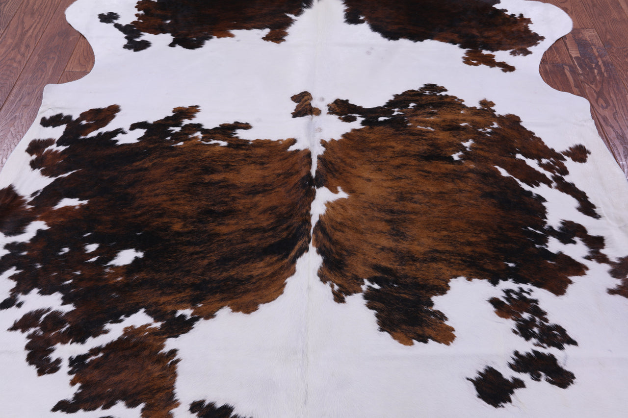 Tricolor Natural Cowhide Rug - XLarge 7'6"H x 6'9"W