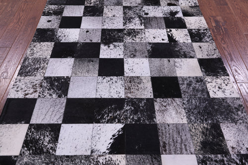 Black & White Patchwork Natural Salt & Pepper Cowhide Rug - 5' 3