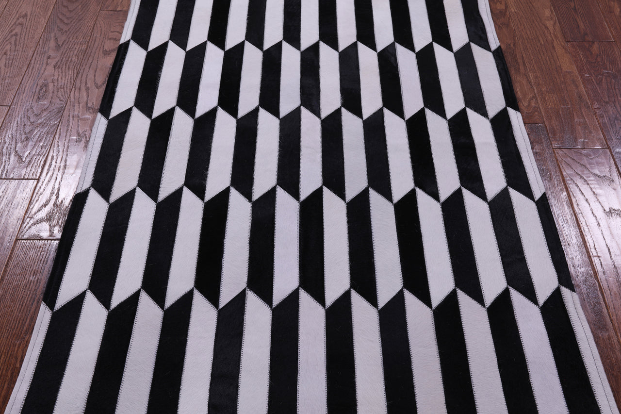 Black & White Patchwork Natural Cowhide Rug - 3' 3" x 5' 0"