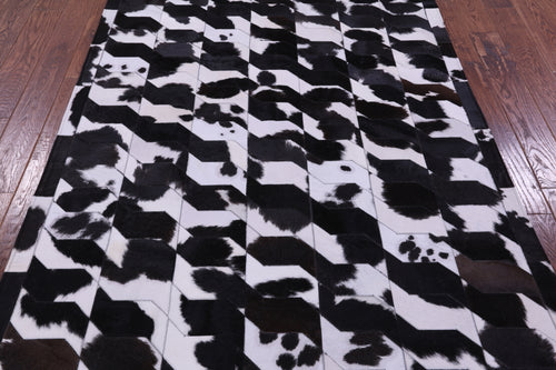 Black & White Patchwork Natural Cowhide Rug - 5' 0