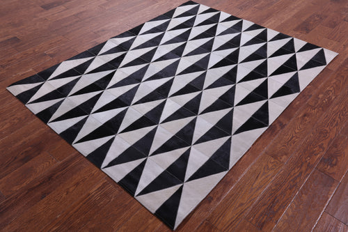 Black & White Patchwork Natural Cowhide Rug - 4' 11