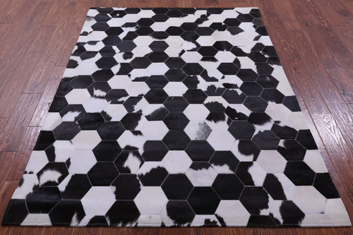 Black & White Patchwork Natural Cowhide Rug - 5' 0