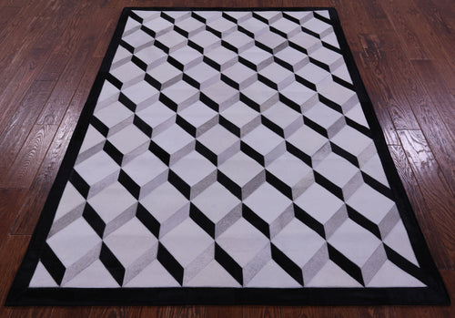 Black & White Patchwork Natural Grey Cowhide Rug - 5' 0