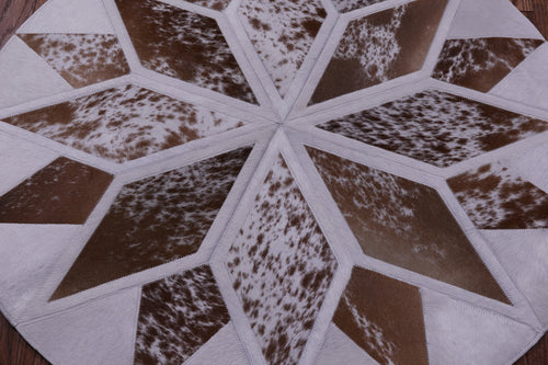 Brown & White Round Star Patchwork Natural Salt & Pepper Cowhide Rug - 3' 3