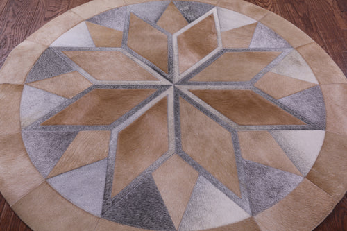 Brown Round Star Patchwork Natural Grey Cowhide Rug - 4' 0
