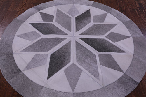 Grey & White Round Patchwork Natural Cowhide Rug - 5' 0
