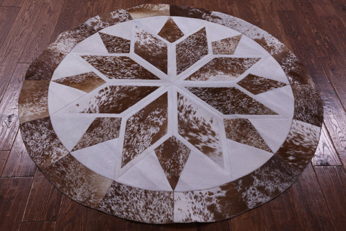 Brown Salt & Pepper Round Patchwork Natural Cowhide Rug - 5' 0