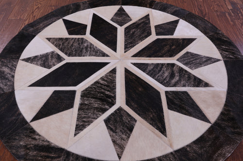 Brindle Round Patchwork Brown Natural Cowhide Rug - 5' 0