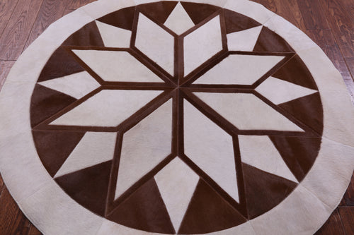 Brown & White Round Patchwork Natural Cowhide Rug - 5' 0