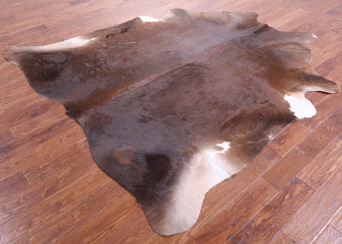 Brown Natural Cowhide Rug - XX-Large 8' 0