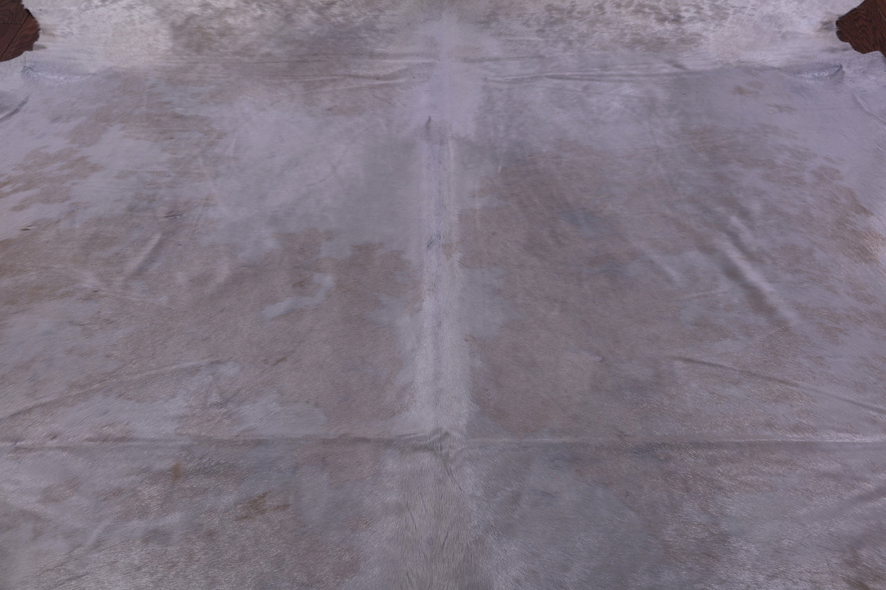 Champagne Natural Cowhide Rug - XX-Large 8' 7"H x 7' 10"W
