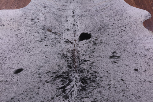 Black Salt & Pepper Natural Cowhide Rug - Medium 6' 0