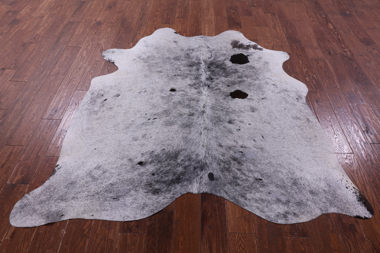 Black Salt & Pepper Natural Cowhide Rug - Medium 6' 1"H x 5' 10"W