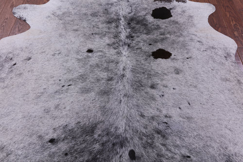 Black Salt & Pepper Natural Cowhide Rug - Medium 6' 1