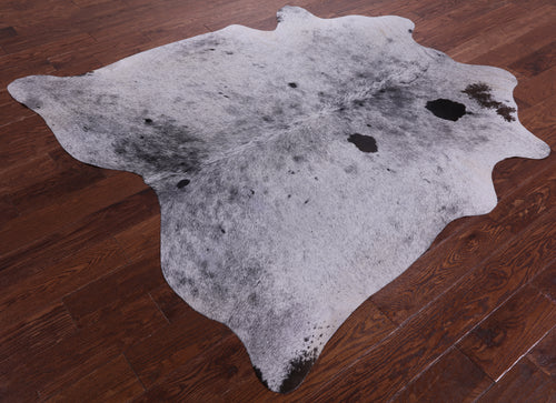 Black Salt & Pepper Natural Cowhide Rug - Medium 6' 1