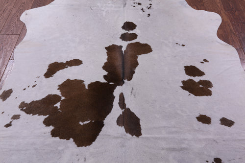 Brown & White Natural Cowhide Rug - Medium 5' 9